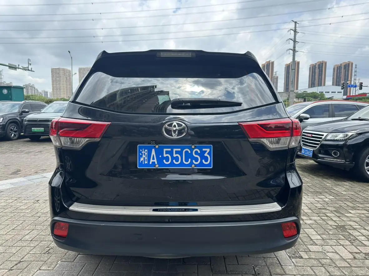 TOYOTA Highlander 2.0T two-wheel drive Elite Edition 5 seats