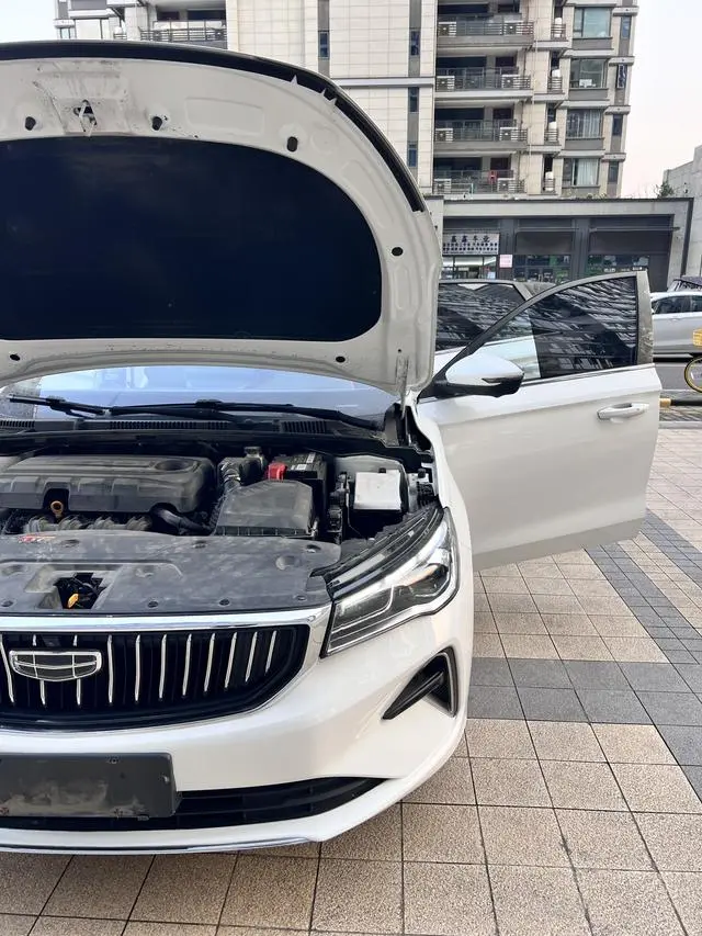 Geely Emgrand 4th generation 1.5L CVT flagship