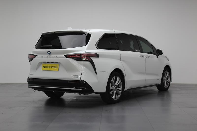 Toyota Sienna 2023