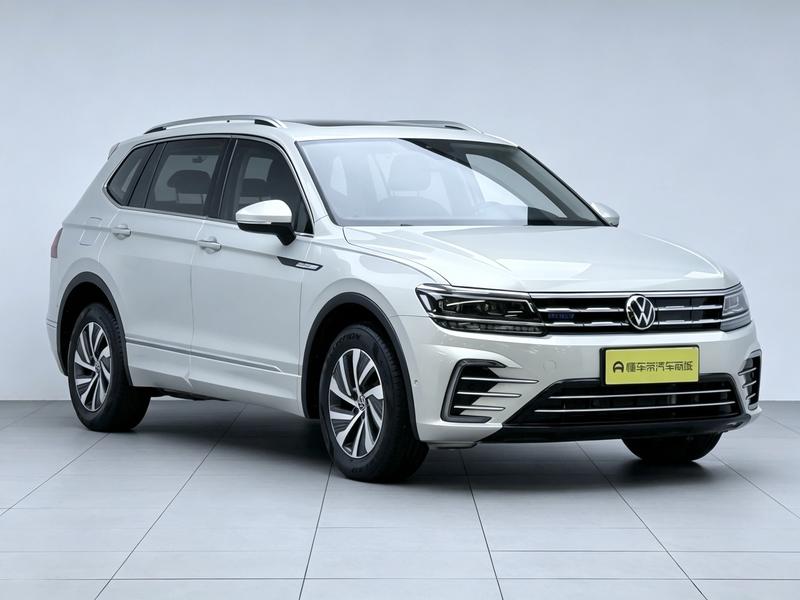 Volkswagen Tiguan L PHEV 2021