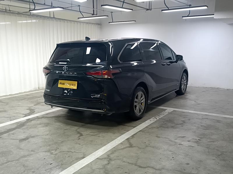 Toyota Sienna 2023
