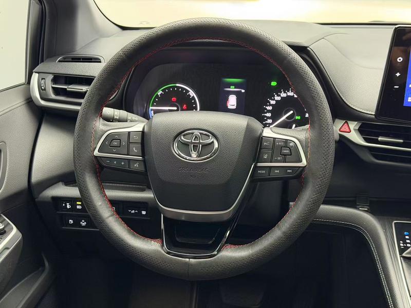 Toyota Sienna 2023