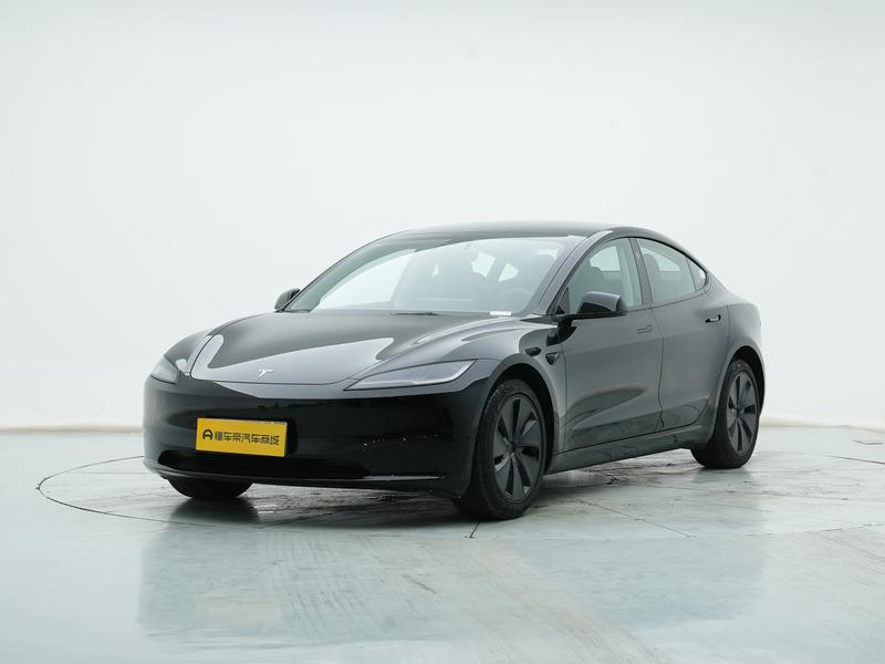 Tesla Model 3 2025