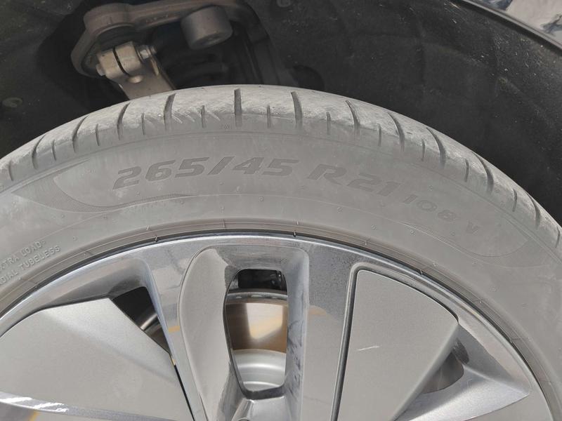 Li Auto Ideal L6 2024