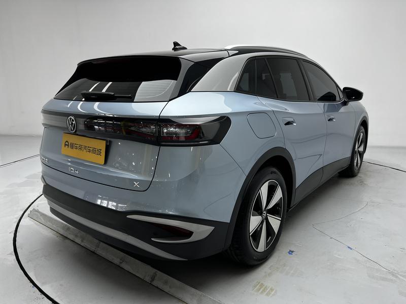 Volkswagen ID.4 X 2025
