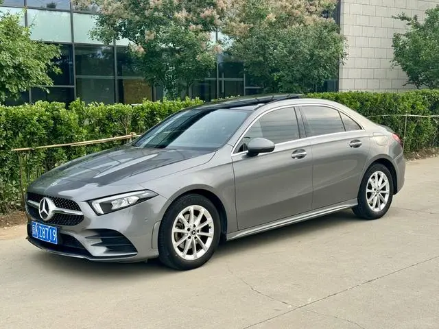 Mercedes-Benz Mercedes-Benz A-class Facelift A 200 L sports sedan fashion type