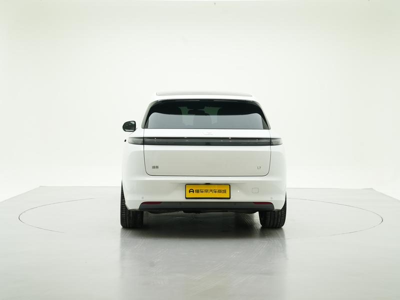 Li Auto Ideal L7 2023