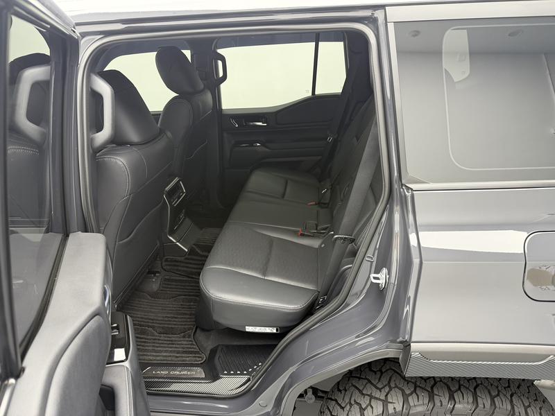 Toyota Prado 2024