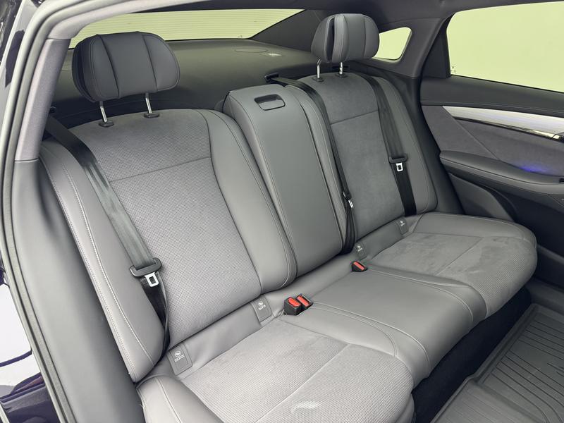 Voyah Lantu Chasing Light PHEV 2024