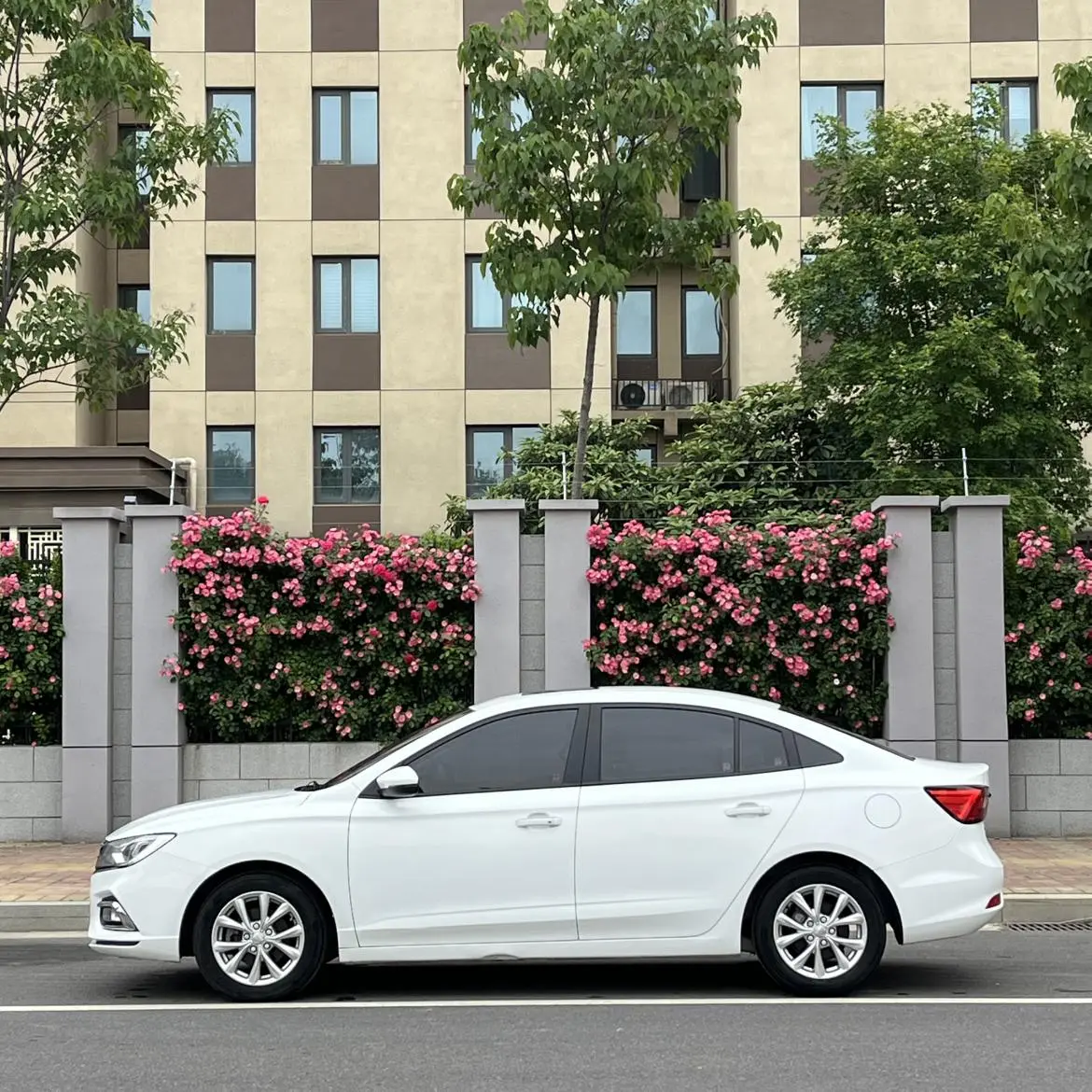 Roewe Roewe i5 1.5L automatic 4G Interconnection Linghao Version
