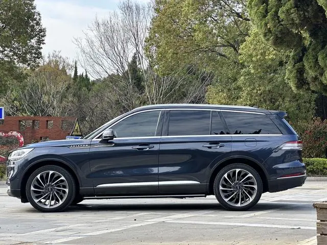 Lincoln Flying home 3.0T V6 four-wheel drive Executive Edition