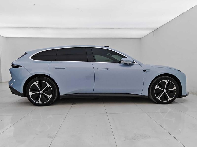 NIO NIO ET5 Touring 2024
