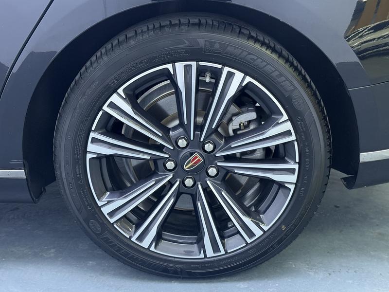 Hongqi Red Flag H9 2024