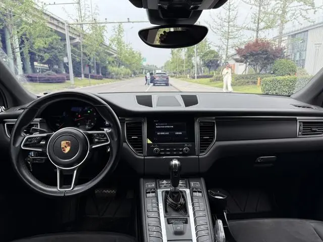 Porsche Macan Macan 2.0T