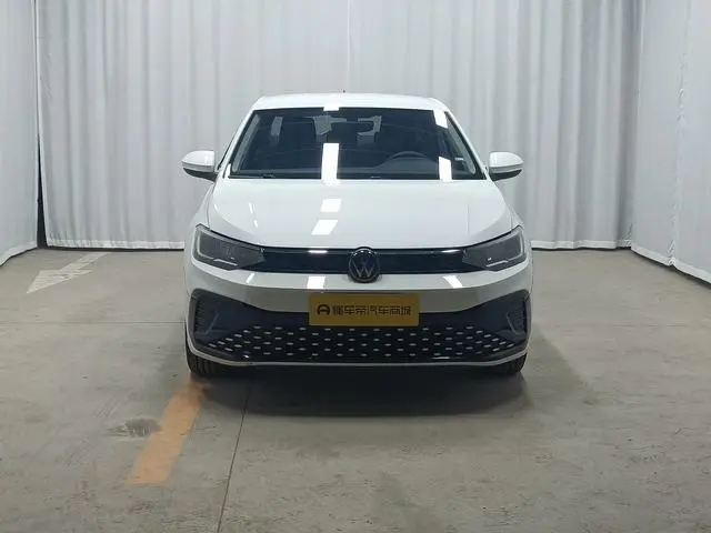 Volkswagen Lavida Xinrui 1.5L Automatic Xinyi Version