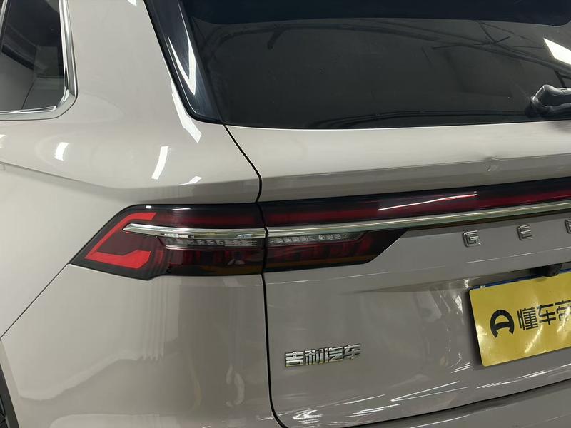 Geely Emgrand L 2024