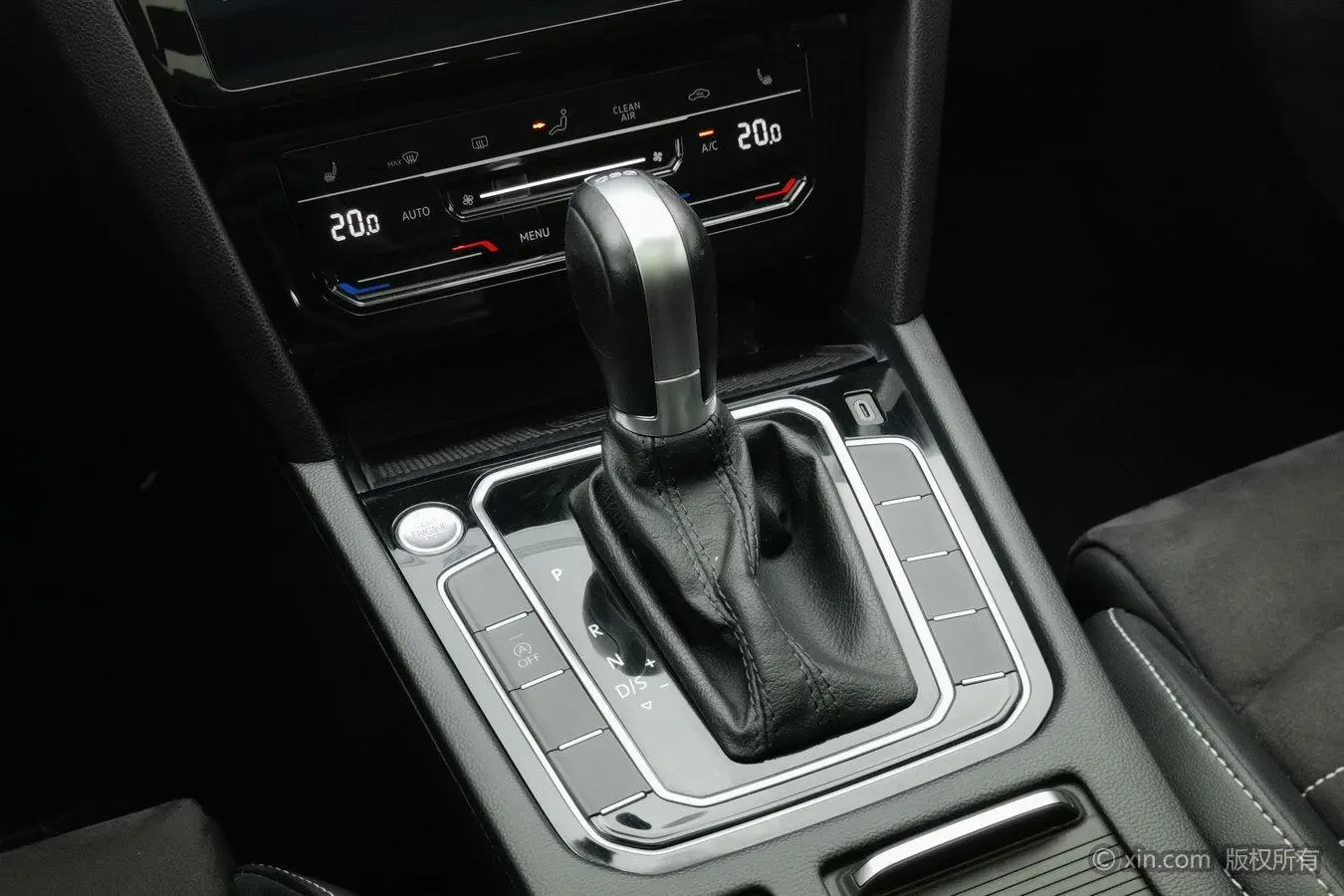 Volkswagen Magotan 330TSI DSG Luxury
