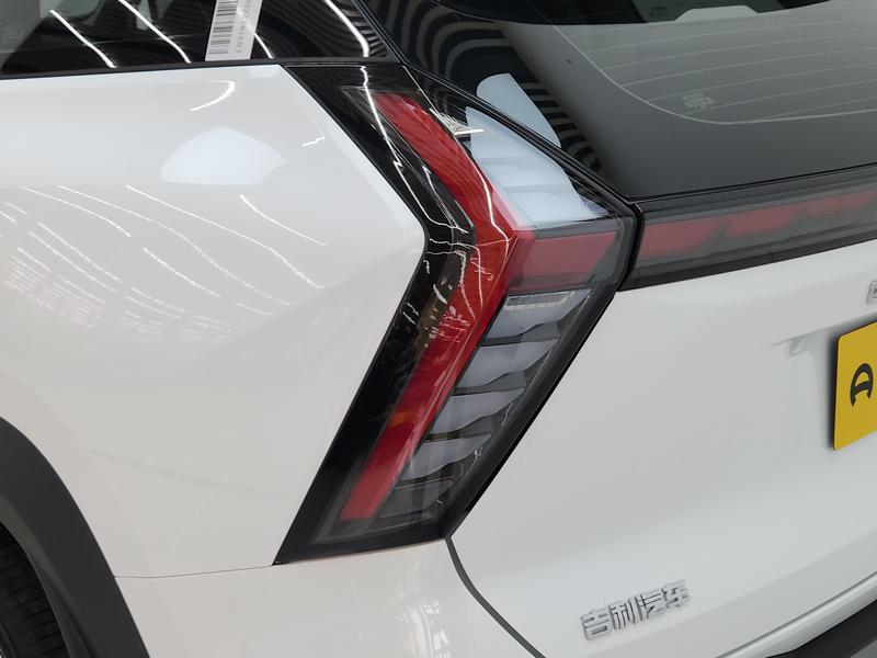 Geely Boyue L 2024