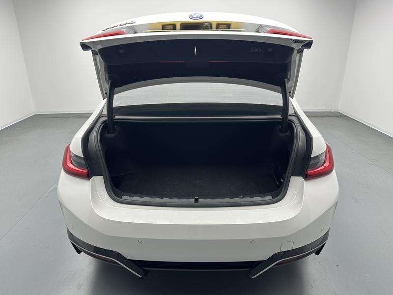 BMW BMW i3 2023
