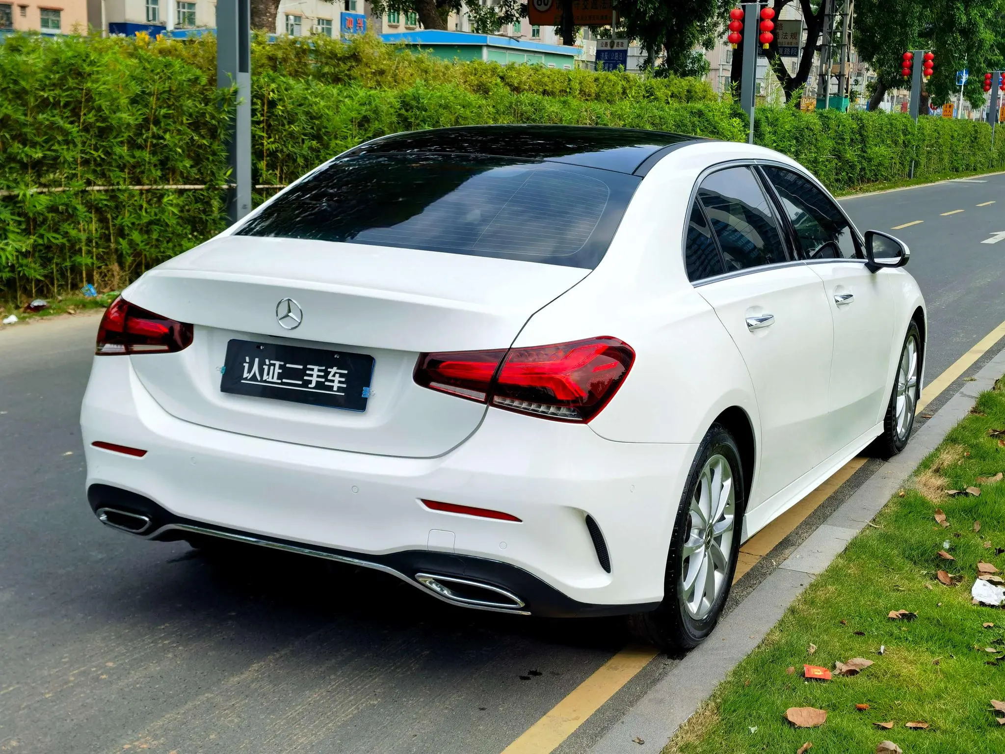 Mercedes-Benz Mercedes-Benz A-class A 200 L sports sedan dynamic Version
