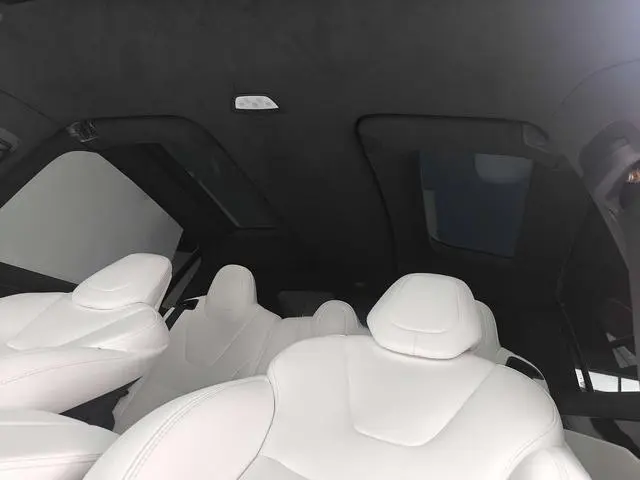 Tesla Model X 75D