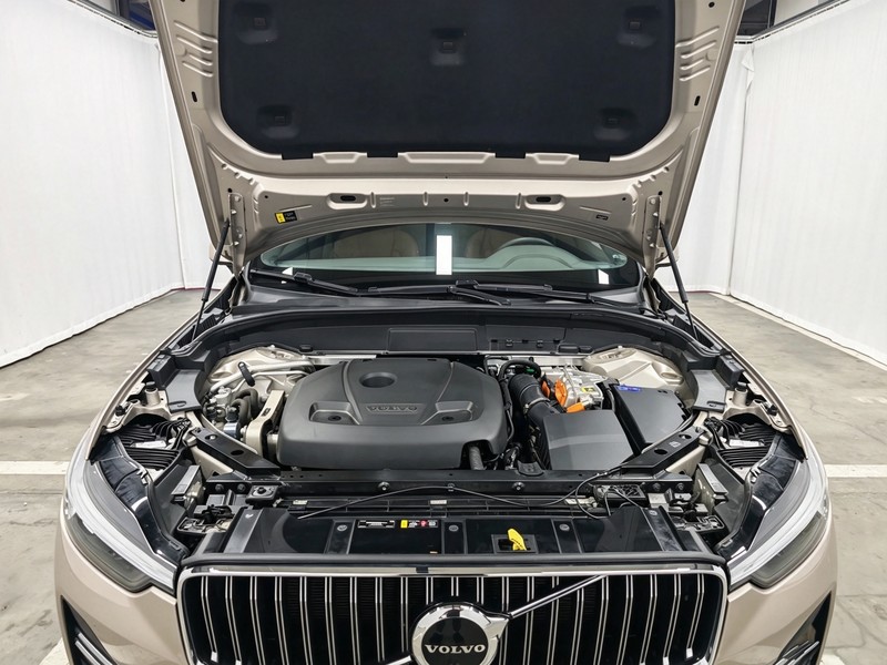 Volvo Volvo XC60 PHEV 2025