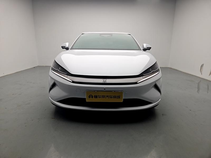 BYD Qin L EV 2025