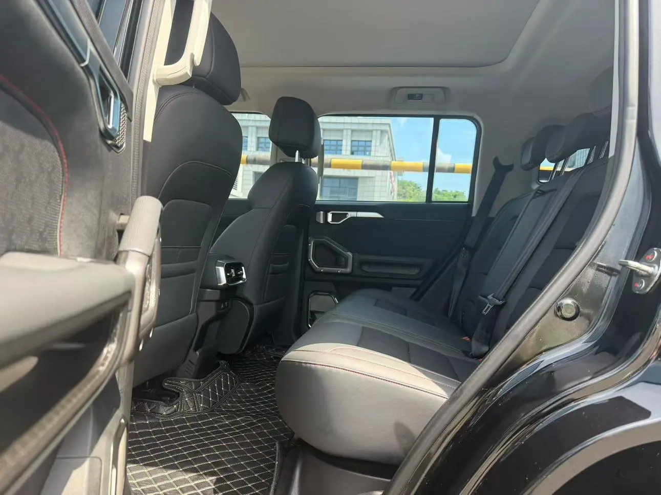Chery Jetour Jet Traveler 1.5TD two-wheel drive Discovery PRO