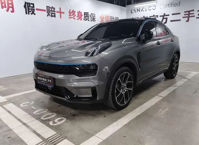 LYNK & CO Lynk 05 2.0TD two-wheel drive Halo