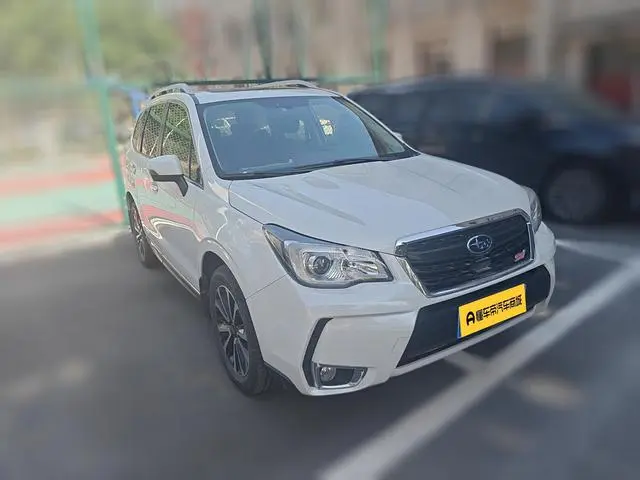 Subaru FORESTER Forester 2.0i Fashion Navigation Version