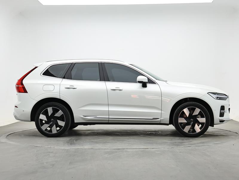 Volvo Volvo XC60 PHEV 2025