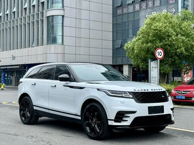 Land Rover Range Rover Star Pulse P250 Yi Black Collector's Edition