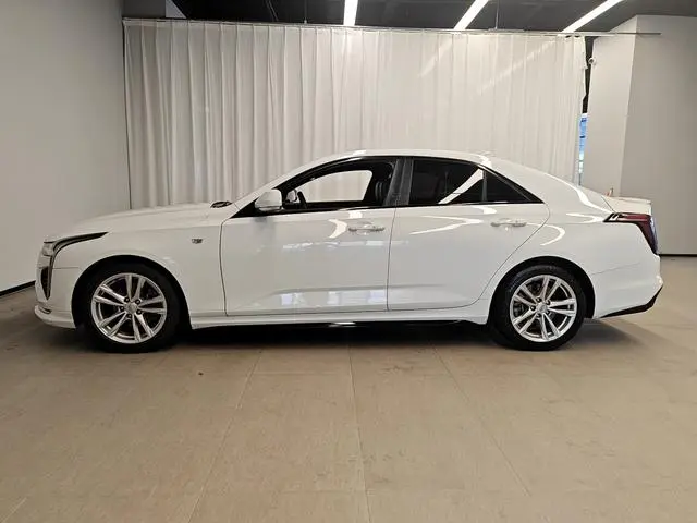 Cadillac Cadillac CT4 28T fashion type