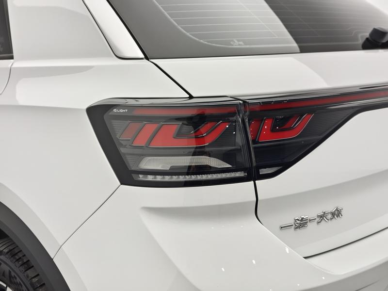 Volkswagen T-Roc 2024