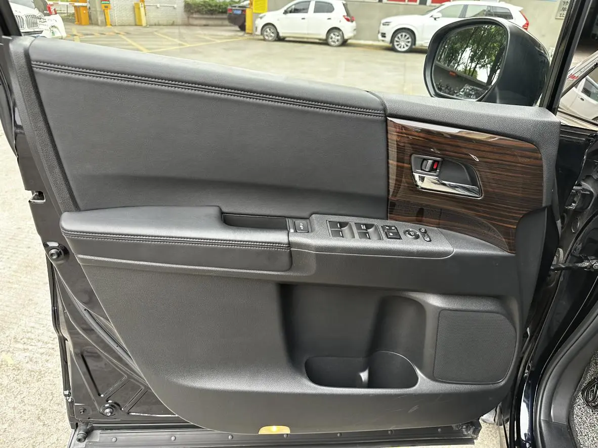Honda Odyssey 2.0L Sharp*Exclusive Edition