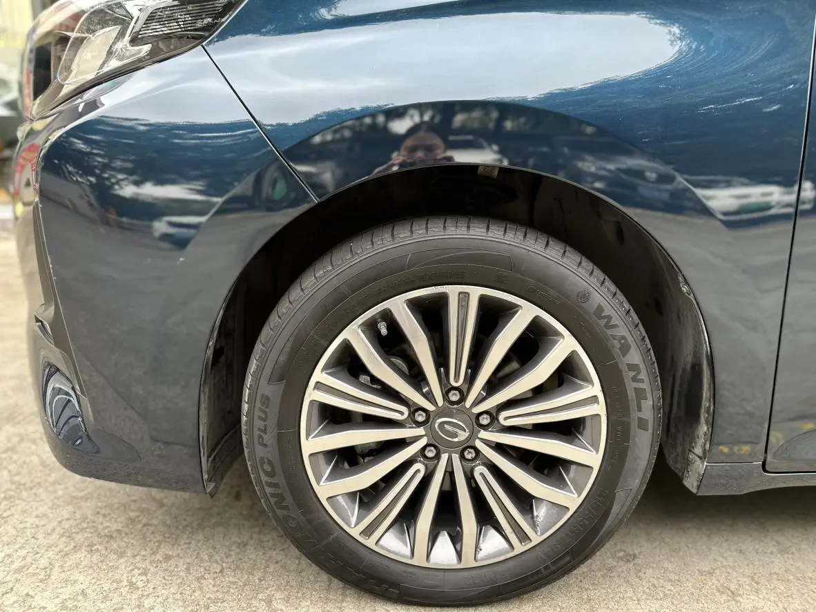 GAC Trumpchi M6 270T automatic Premium Edition 6-seater Country VI
