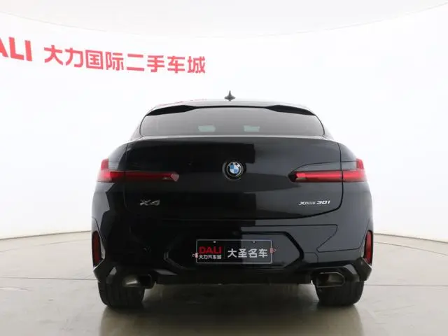 BMW BMW X4 Facelift xDrive 30i M sports Yao Ye Suit