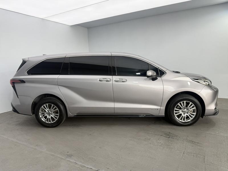 Toyota Sienna 2021
