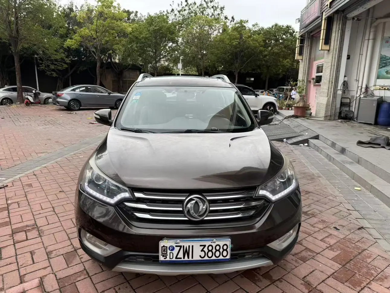 Dongfeng Fengshen Dongfeng Fengshen AX7 2.0L automatic Zhiyi type
