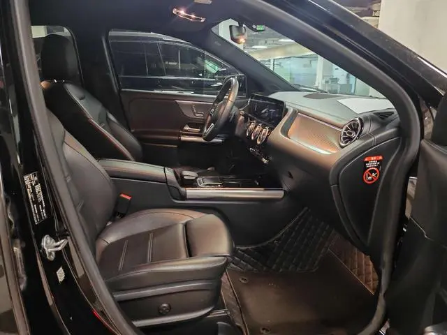 Mercedes-Benz Mercedes-Benz GLA GLA 200