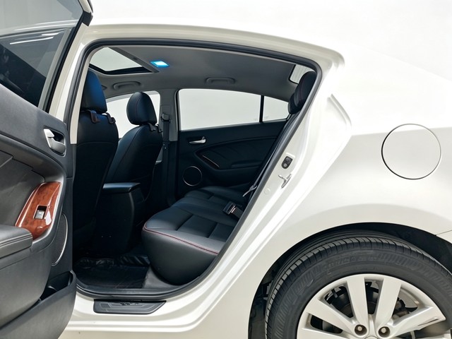 Kia Kia K3 2015
