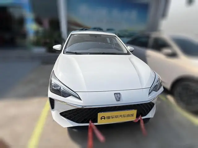 Roewe Roewe i5 1.5L CVT Premium Edition