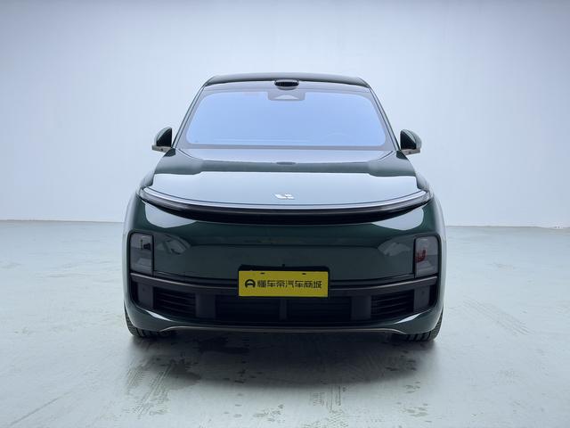 Li Auto Ideal L9 2025