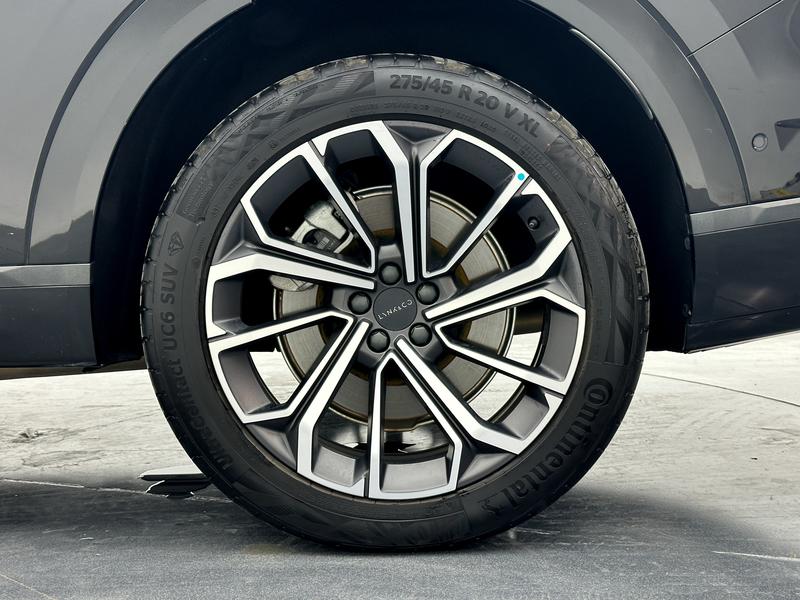 Lynk & Co Lynk&Co 09 EM-P 2025