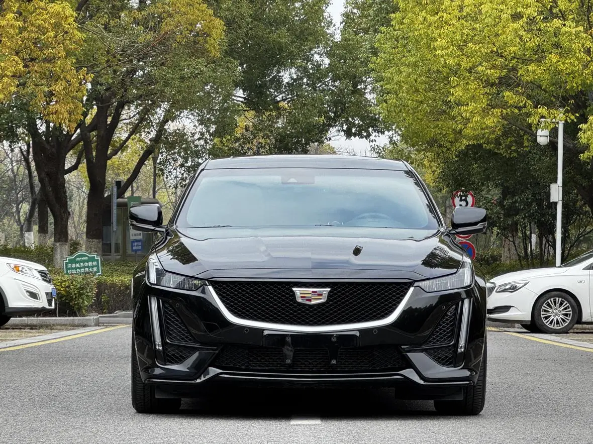 Cadillac Cadillac CT5 28T premium type