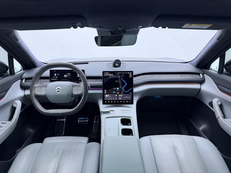 NIO NIO ES8 2023