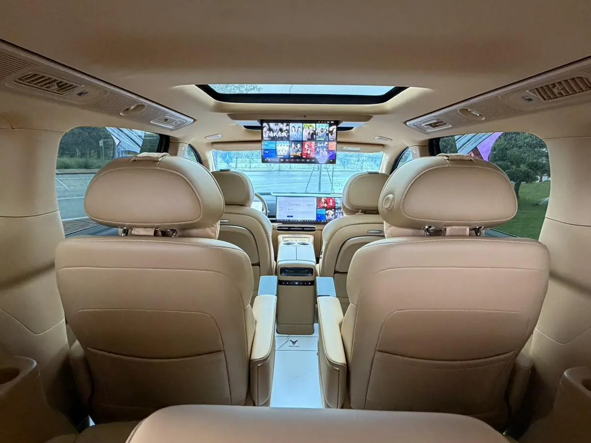 VOYAH Lantu Dreamer PHEV Four-wheel drive Premium Kunpeng Edition