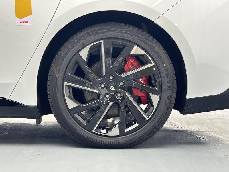 Dongfeng Yipai Yipai 007 2024