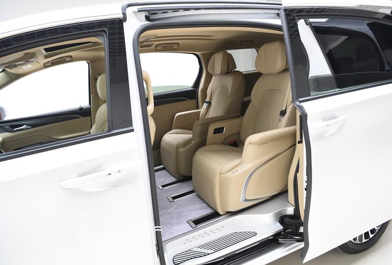 Buick Buick GL8 PHEV 2025