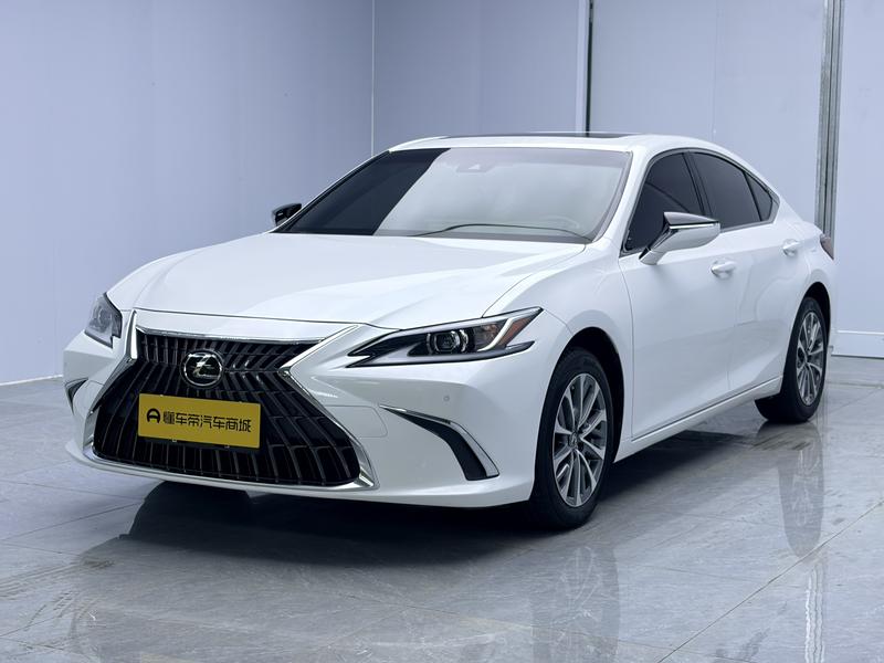 Lexus Lexus ES 2022